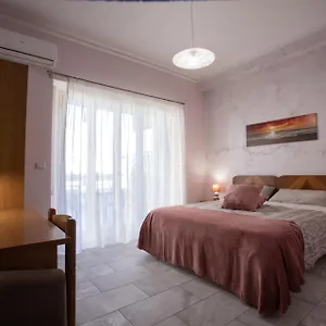 *** Bed & Breakfast Etna Sea House Italia